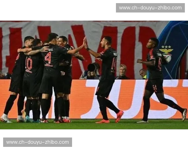 红白军团的激情碰撞：本菲卡与莱比锡的欧冠之夜